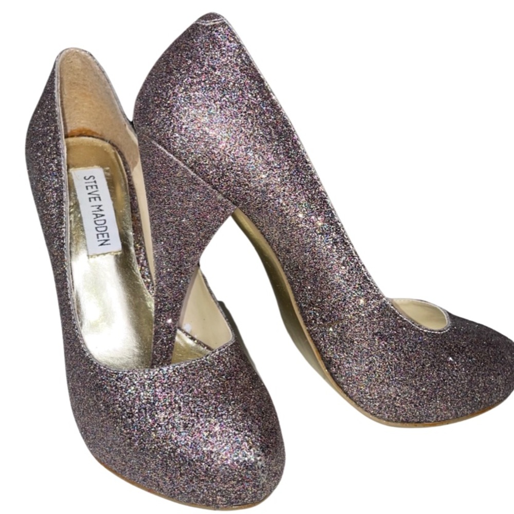 Steve Madden Glitter Pumps